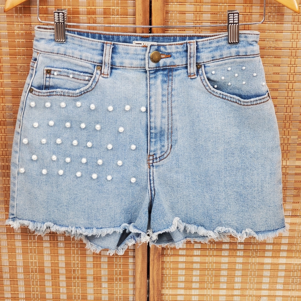 ◇ Billabong Pearl Embellished High-Waisted Denim Shorts Size 26